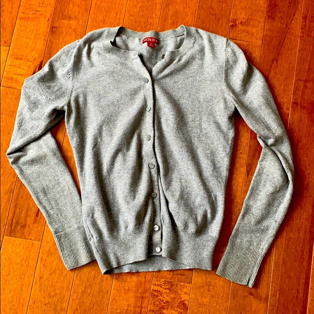 Grey cardigan